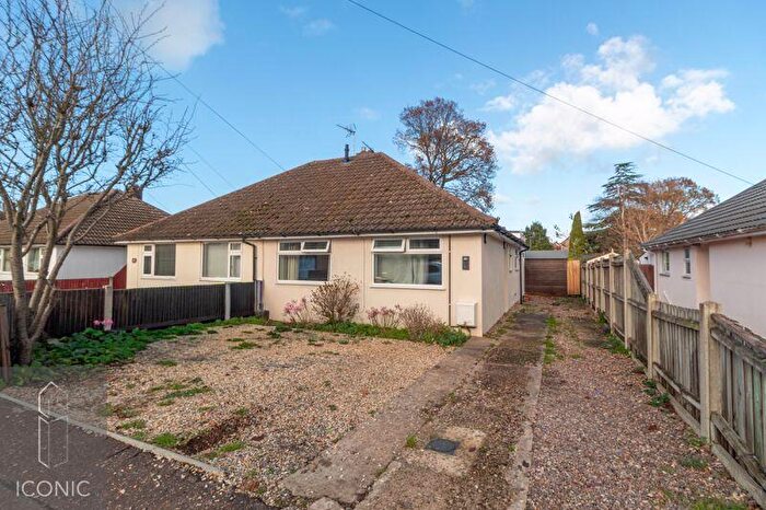 3 Bedroom Semi-Detached Bungalow To Rent In Blenheim Road, Sprowston, Norwich, NR7