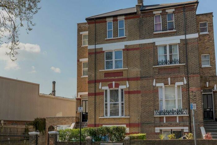 2 Bedroom Flat To Rent In Hillmarton Road, Caledonian Road, N7