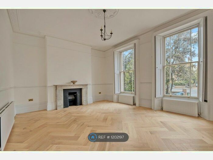 2 Bedroom Flat To Rent In Shooters Hill Road, London, SE3