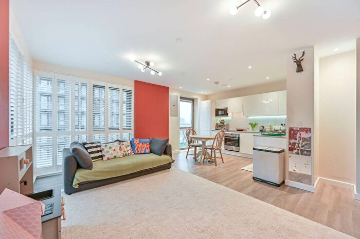 2 Bedroom Flat For Sale In Olympic Way, Wembley Park, Wembley, HA9