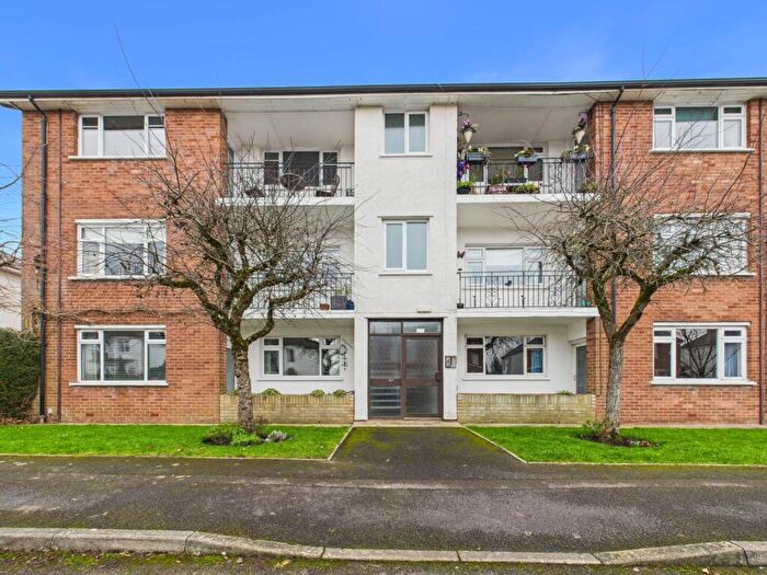 2 Bedroom Flat For Sale In Alfreda Court, Kingsland Road, Whitchurch, Cardiff, CF14