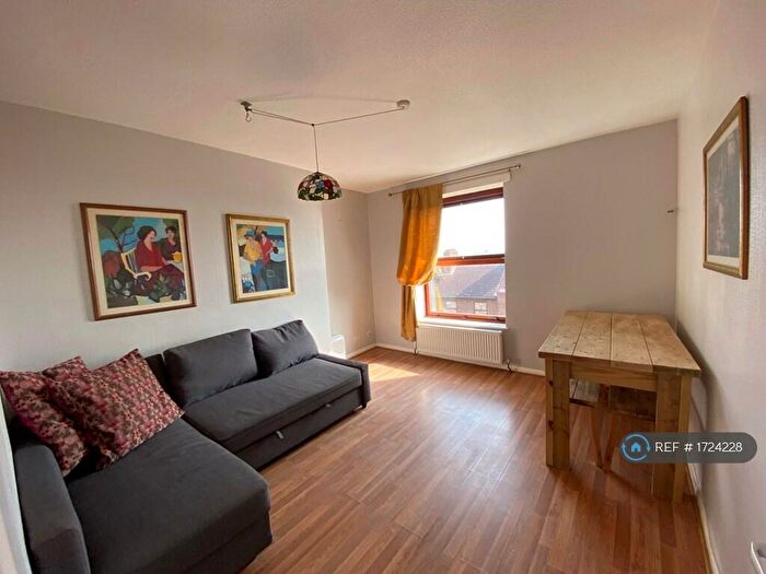 1 Bedroom Flat To Rent In Hill House, London, E5