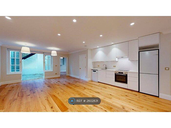 2 Bedroom Flat To Rent In St. Peter's Street, London, N1