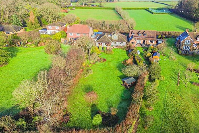 6 Bedroom Chalet For Sale In Nash Lane, Scaynes Hill, RH17