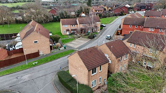 Studio For Sale In Cheney Way, Aylesbury, HP20