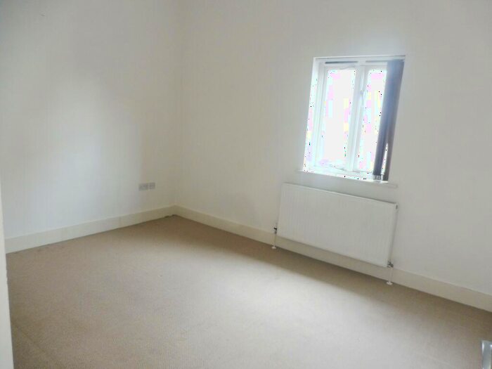 2 Bedroom Flat To Rent In Chartwell Close, Peterborough, PE2