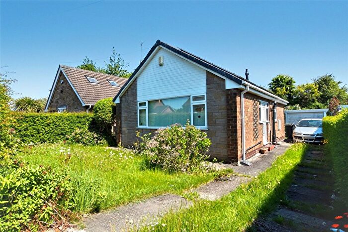 2 Bedroom Bungalow For Sale In Upper Batley Low Lane, Batley, West Yorkshire, WF17