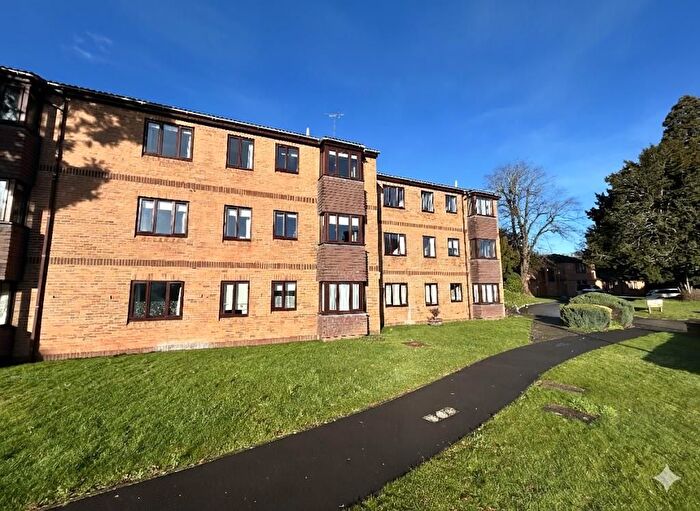 2 Bedroom Flat For Sale In Clift House, Langley Road, Chippenham, SN15
