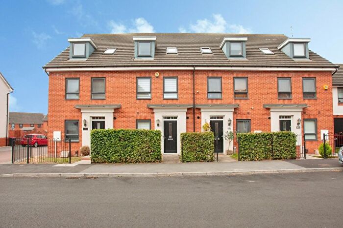 3 Bedroom Town House For Sale In Oak Dene Way, Waverley, Rotherham, S60