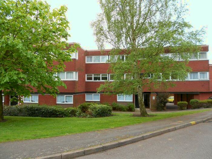 2 Bedroom Detached House To Rent In Cleaver Gardens, Weddington, Nuneaton, CV10