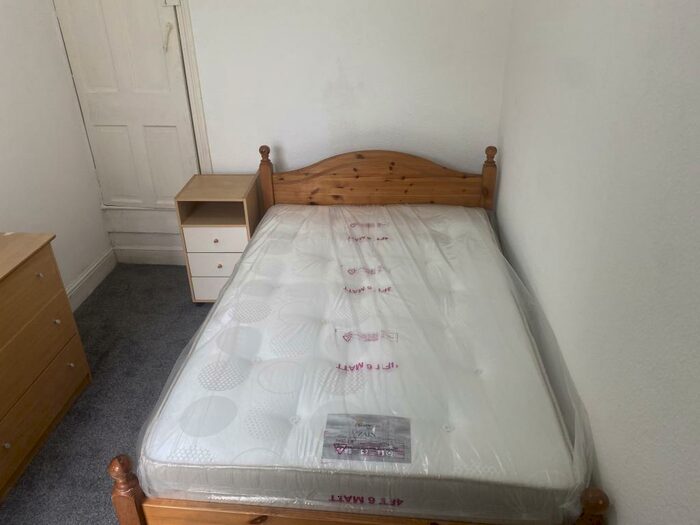 1 Bedroom Property To Rent In Room Hubert Road, B29