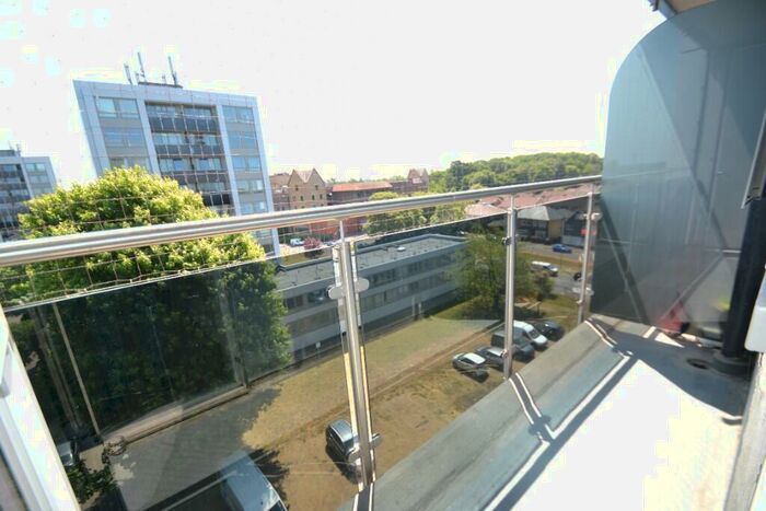 2 Bedroom Apartment To Rent In Wellington Close, Walton-On-Thames, Surrey, KT12