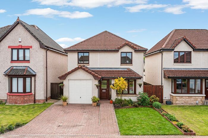 3 Bedroom Detached House For Sale In Mungal Mill Court, Falkirk, FK2