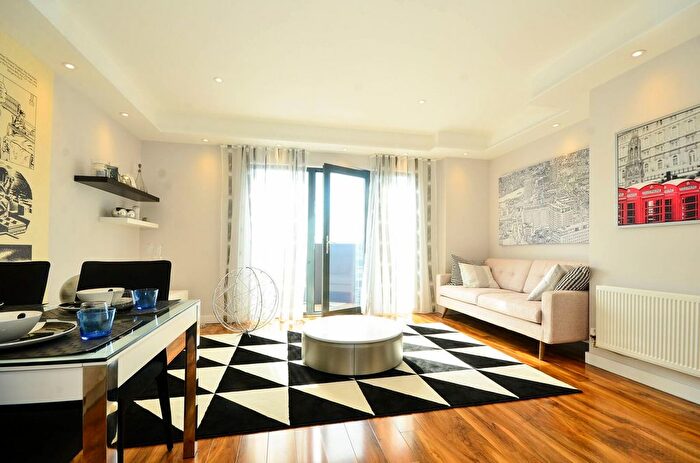 1 Bedroom Flat To Rent In Imperial Drive, Rayners Lane, Harrow, HA2