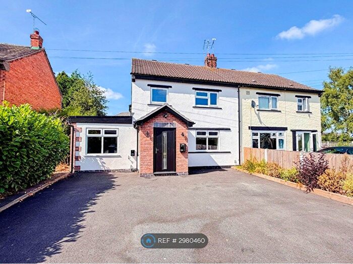 3 Bedroom Semi-Detached House To Rent In Wyche Avenue, Nantwich, CW5