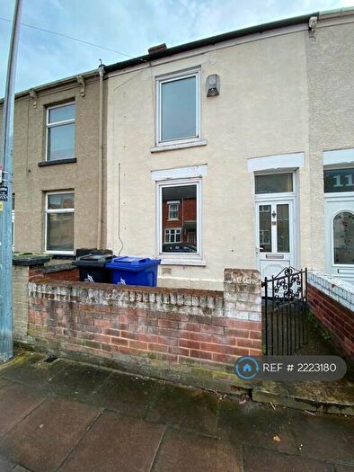 3 Bedroom Terraced House To Rent In Tennyson Street, Grimsby, DN31