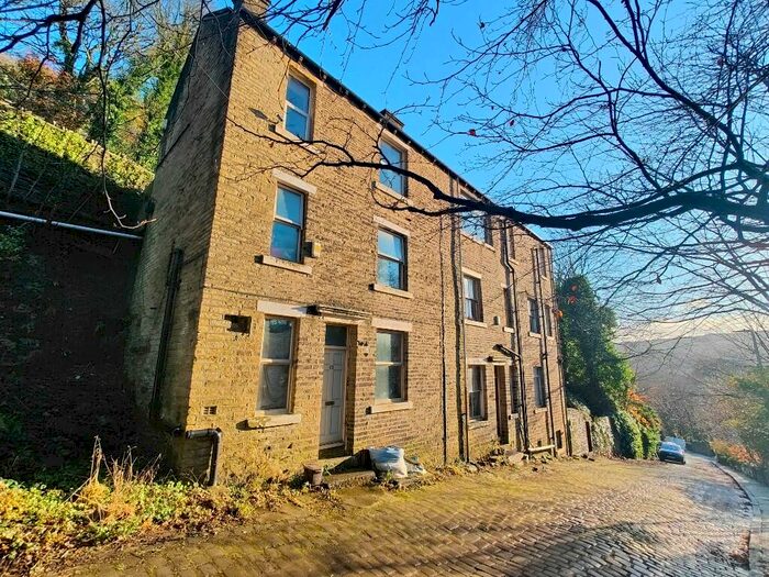 3 Bedroom Terraced House For Sale In - Staups Lane, Stump Cross, Halifax, HX3