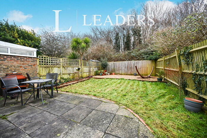 2 Bedroom End Of Terrace House To Rent In Hazel Close, Portslade, BN41