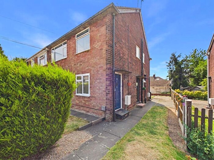 2 Bedroom Maisonette For Sale In Malam Close, Tile Hill, Coventry, CV4