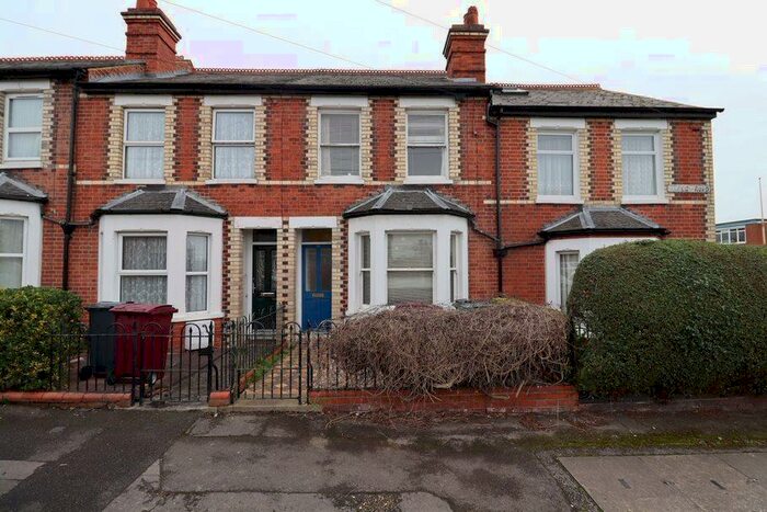 3 Bedroom Terraced House To Rent In Hagley Road, Reading, RG2