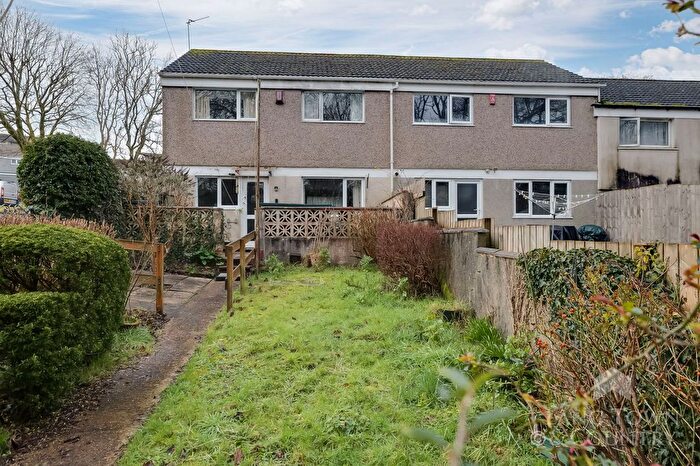 3 Bedroom End Terrace House For Sale In Shaldon Crescent, West Park, Plymouth, PL5