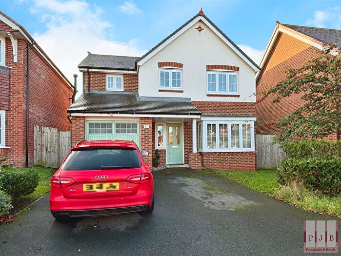 4 Bedroom Property For Sale In Lon Elfod, Abergele, LL22