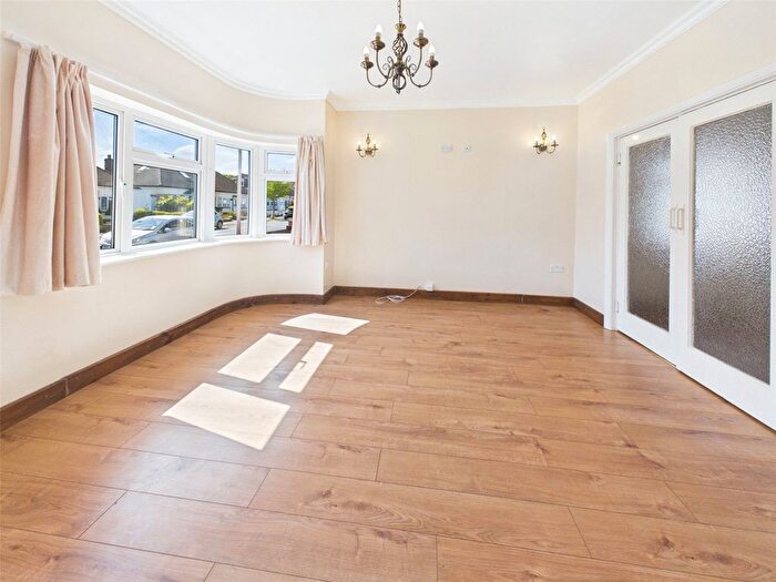 2 Bedroom Bungalow To Rent In Gladstone Avenue, Twickenham, TW2