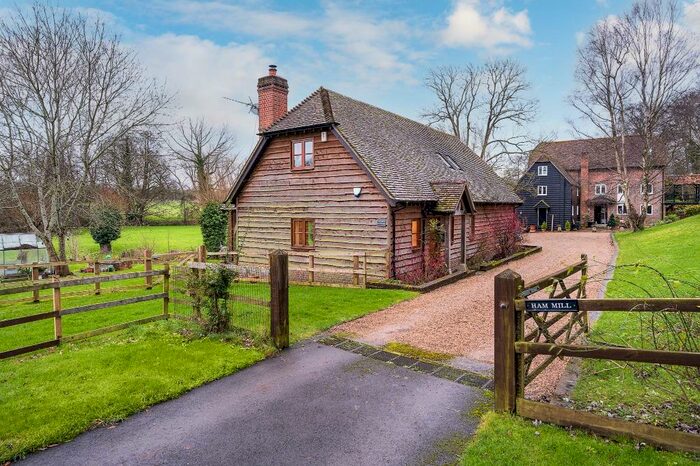 2 Bedroom Cottage To Rent In Ickleton Road, Wantage, OX12