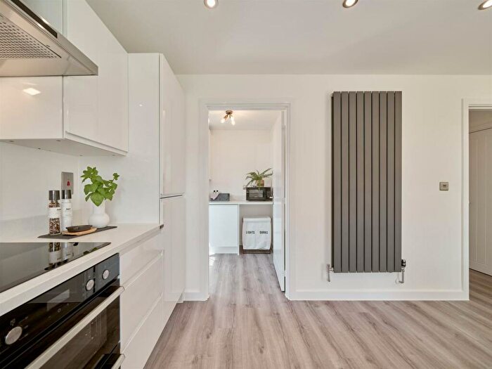 4 Bedroom Detached House To Rent In Whitmore Place, Coventry, CV6