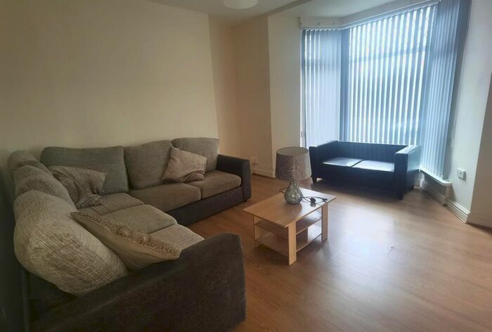 1 Bedroom Flat To Rent In Mansel Street, Swansea, SA1