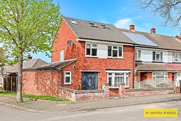 4 Bedroom End Of Terrace House For Sale In Mark Avenue, London, E4