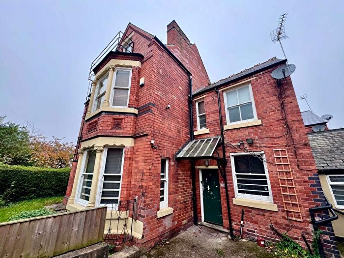 3 Bedroom House To Rent In **£ Pppw** Devonshire Promenade, Lenton, NG7