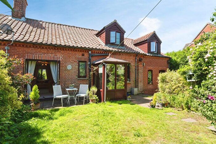 2 Bedroom Cottage For Sale In Brick Kiln Road, Thursford, NR21