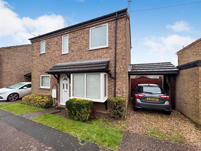 3 Bedroom Detached House For Sale In Poplar Road, Corby, NN17