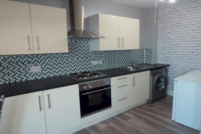 2 Bedroom Flat To Rent In Bastion Road, Prestatyn LL19