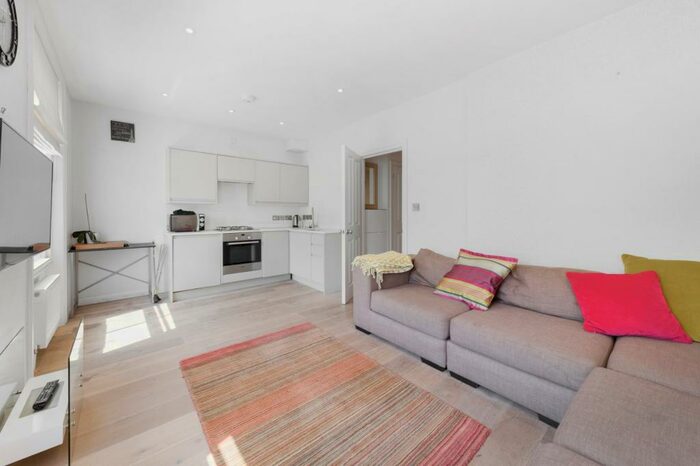 2 Bedroom Flat To Rent In Finborough Road, London, SW10