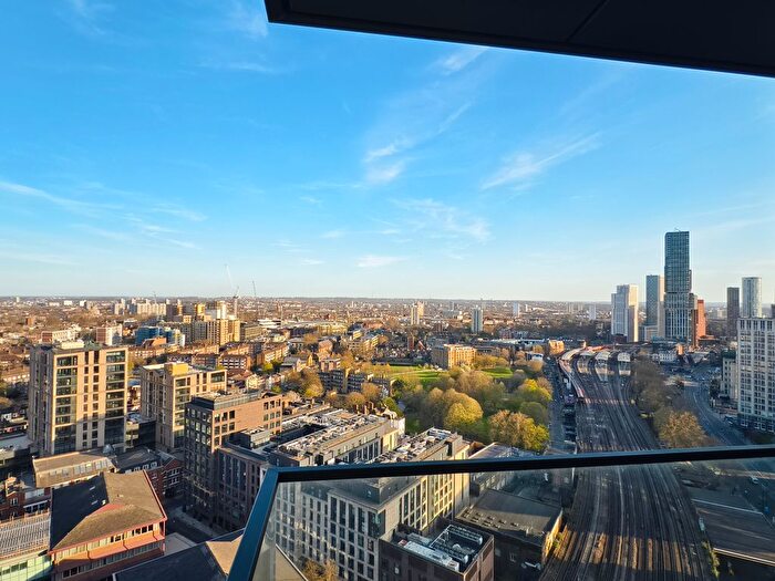 2 Bedroom Flat To Rent In Albert Embankment, London, SE1