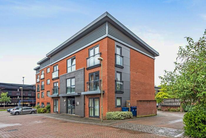 2 Bedroom Apartment To Rent In Marshall Road, Banbury, OX16