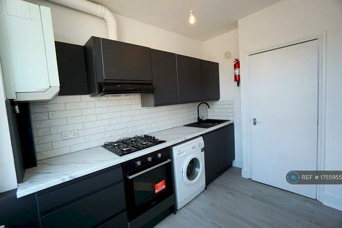 2 Bedroom Flat To Rent In Caledonian Road, London, N1