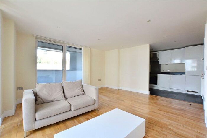 2 Bedroom Flat To Rent In Torrent Lodge, Merryweather Place, SE10