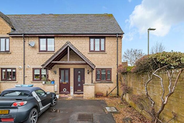 2 Bedroom Terraced House To Rent In Farmington Drive, Witney, OX28