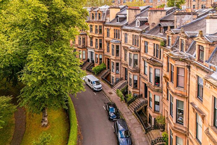 2 Bedroom Apartment For Sale In Athole Gardens, Dowanhill, Glasgow, G12