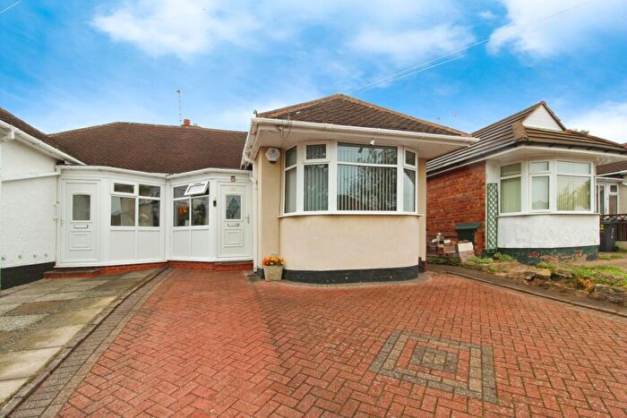 3 Bedroom Bungalow For Sale In Boyne Road, Birmingham, West Midlands, B26
