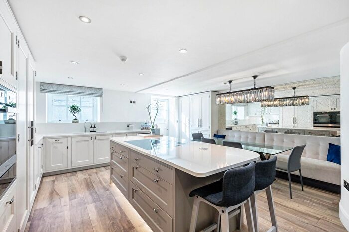 5 Bedroom Terraced House To Rent In Paradise Road, Richmond, Surrey, TW9