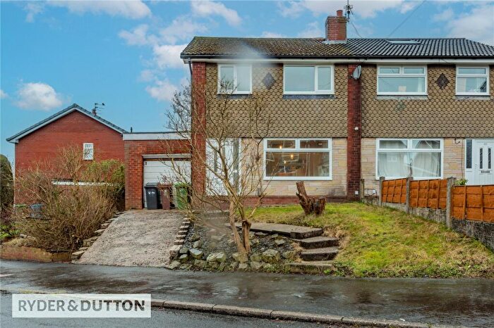 3 Bedroom Semi Detached House For Sale In Denbydale Way, Royton, Oldham, Greater Manchester, OL2