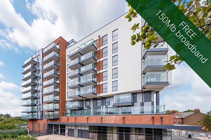 1 Bedroom Flat To Rent In Stylus Place, Hayes, UB3