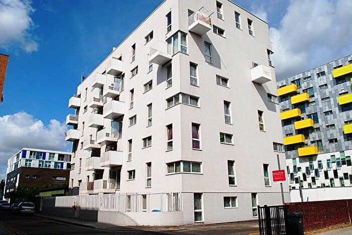 1 Bedroom Property To Rent In Axe Street, IG11