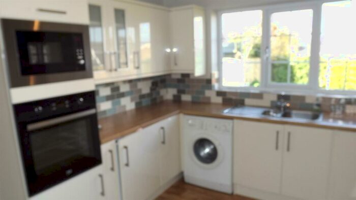 2 Bedroom Detached Bungalow To Rent In Willow Place, Braithwell, Rotherham, S66