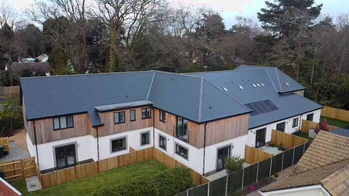 3 Bedroom Flat To Rent In Charleston House, Ferndown, BH22