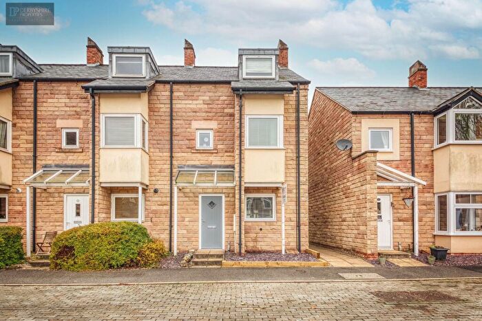 4 Bedroom Town House For Sale In Fullers Close, Milford, Belper, DE56